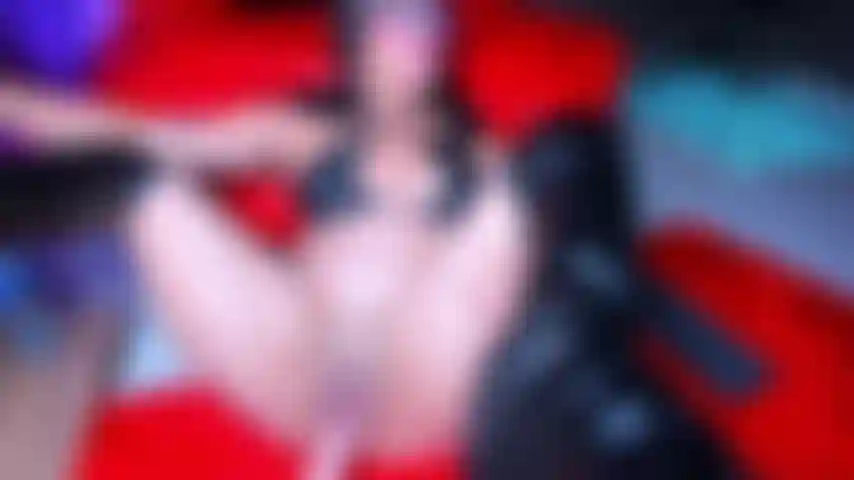 Me fode com a máquina sem parar.