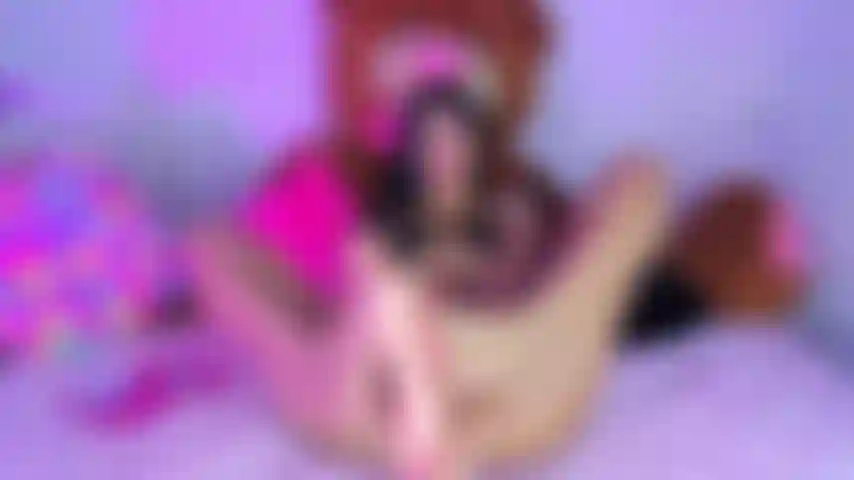 Um boquete com pés simples e singelos.