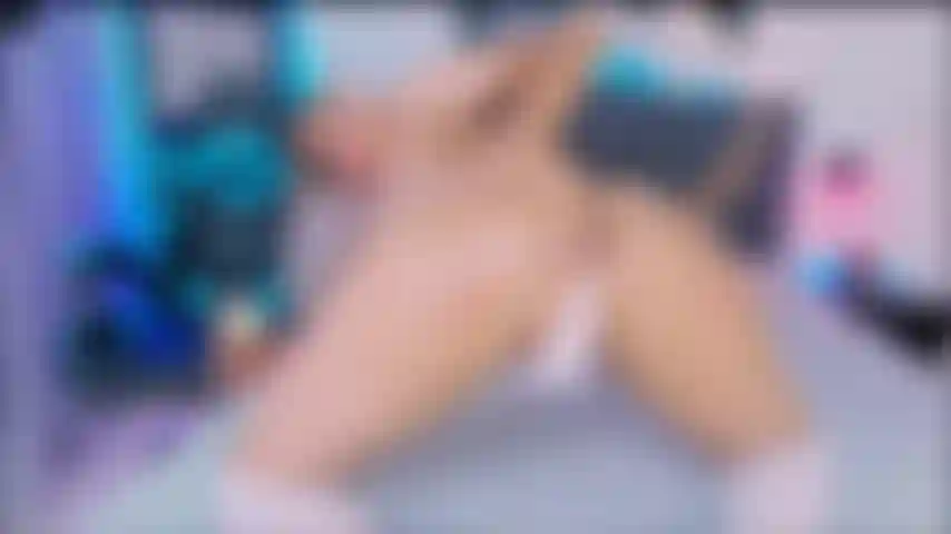 Adoro bater no meu cuzinho lindo com muito óleo e depois ficar boquiaberta por você.