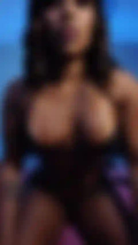 Flexionando músculos.