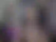 Ball gag - assista-me provocar e mostrar minhas curvas para você. Então eu coloco minha mordaça bem apertada. Começo a ficar cada vez mais excitada, então me toco. Então passo a usar meu vibrador e vibrador de vidro.