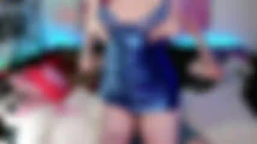 Tirar a roupa e chupar.