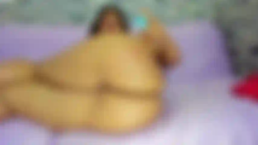 Espancada e passeio anal.