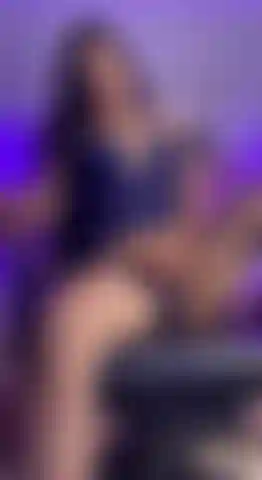 Adoro tocar minha buceta!