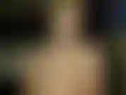 Adoração de peitos enormes!