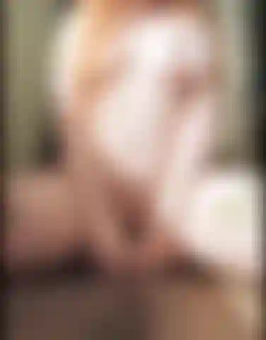 Watch me show off taking my dildo all the way xx