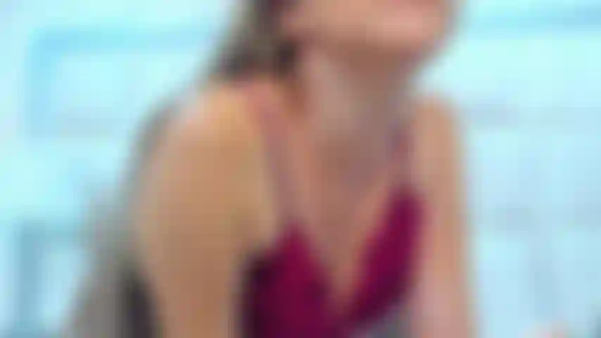 Um show bem safadinho e cheio de saliva no rosto.