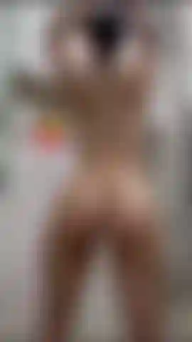 Junte-se a mim no meu chuveiro quente.