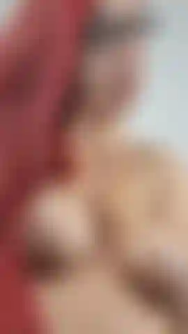 Estava com tanto tesão que tive que gozar! Uso meu minivibrador pequeno e me obrigo a gozar uma vez, mas depois me senti tão bem que não quis subir e acabei gozando 4x! Minha pobre bucetinha ficou tão inchada no final! ( Áudio!) 33 Weeks.