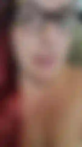 Usando minha vibração para gozar com minhas novas joias vch. Vamos ver como é e quão rápido/forte isso pode me fazer gozar! Áudio!