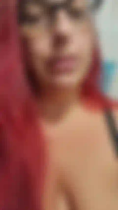 Experimente sutiã de amamentação! Veja-me experimentar e esguichar leite em 4 sutiãs de amamentação diferentes que possuo. Vou falar sobre cada sutiã de amamentação, mostrar como funcionam e, claro, esguichar um pouco desse ouro líquido! Áudio!