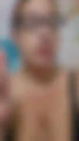 Want to watch me strip off my socks and panties and sniff them and tell you how they smell?   Well now here is your chance to do exactly that!  (AUDIO)