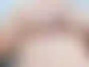 31 Grávida de semanas exibindo meus seios grávidos e lambendo/pendurando-os.