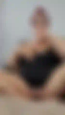 Ovulando deixa minha bucetinha super encharcada e meus hormônios descontrolados! Eu uso meu brinquedo de 10 polegadas para foder minha buceta e ligo meu vibrador no máximo para ter um bom e grande orgasmo! Mostro como fica o brinquedo molhado depois e limpo! Áudio!