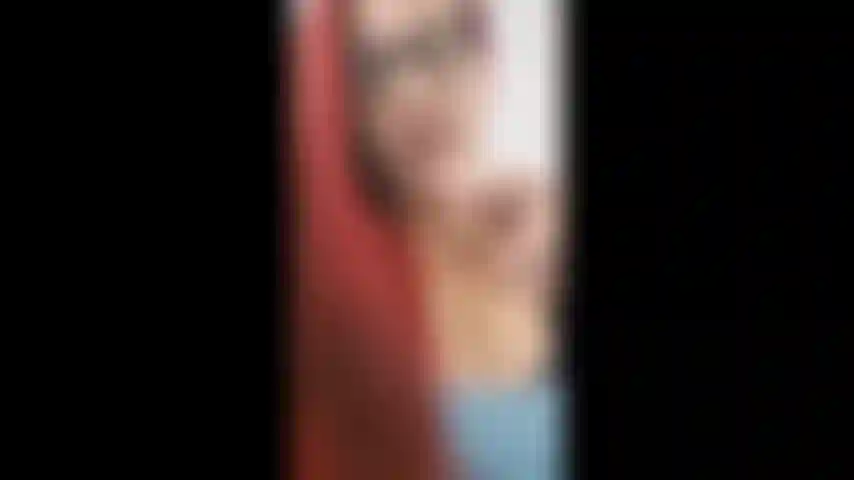 Assista-me esticar minha buceta com o colossal pau de 12 polegadas do adams pela primeira vez desde que dei à luz e me faça gozar muito forte! Também me exibo e comparo o adam com meu novo dildo de 13 polegadas!