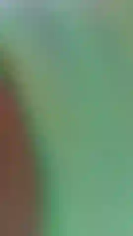 I snuck my vibrator into my tanning bed. I was super worried I’d be caught so I turned it down all the way and came SO fast because of how naughty I was being!! (AUDIO!)
