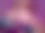 Transando com meu travesseiro com meu grande e velho rabo e gozando. :).