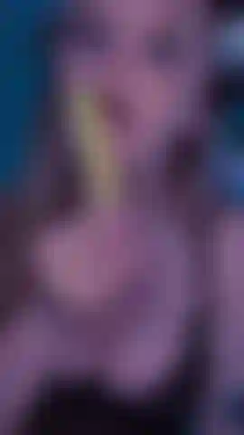 Veja-me chupar e lamber um picolé nas orelhas de gato!