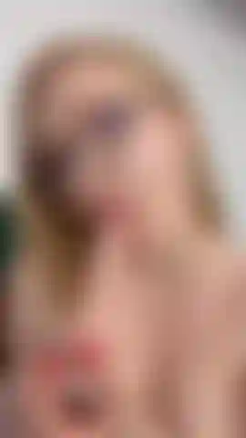Enfie fundo na minha garganta.