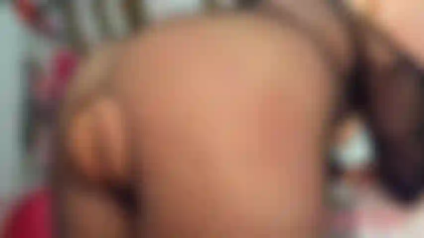 Adoro um body de rede e adoro bunda.