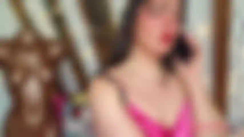 A organizadora de casamentos peluda seduz o futuro noivo.