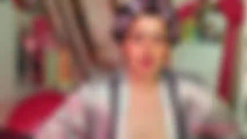 A madrasta quer arruinar sua vida.