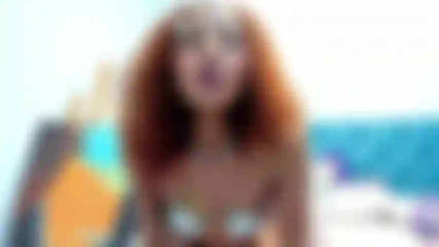 Eu quero que você me foda tão duro quanto na última vez.