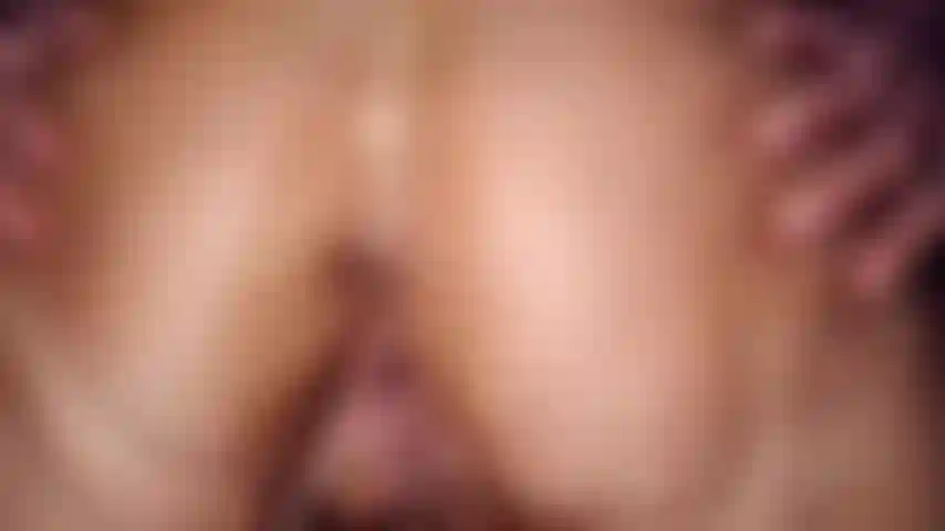 ClaudiaMidwestWife_fart_1.