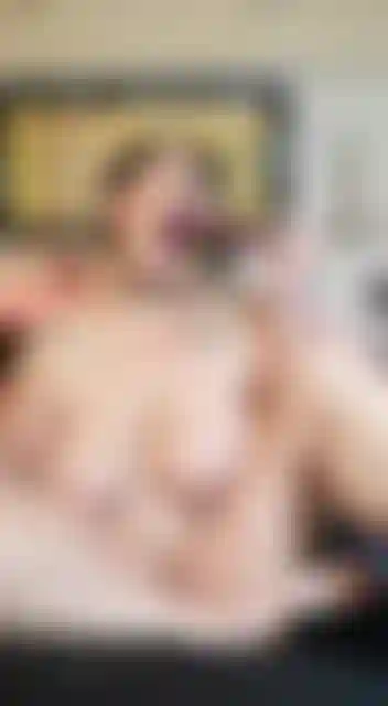 Uma rica masturbada.