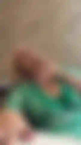 Chupo dedos, você chupa peitos.
