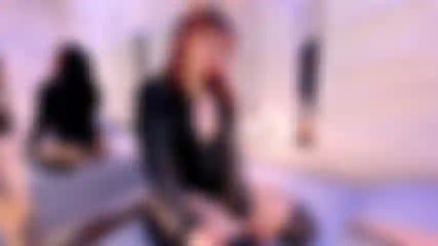 Do you want to play with my sexy hot body