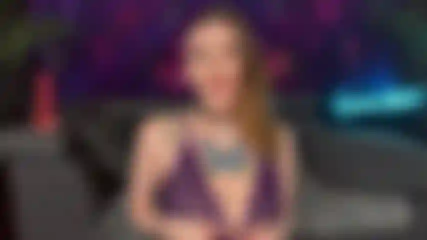 Vixx experimenta um novo vibrador de dragão ruim, austin the fox!