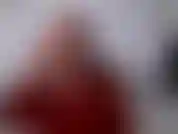 Porra, aproveite meu cone de waffle com sorvete de chocolate e baunilha comigo! Perco a camisa enquanto saboreio minha casquinha e brinco com meu sorvete no peito! Quem vai lamber isso de mim???