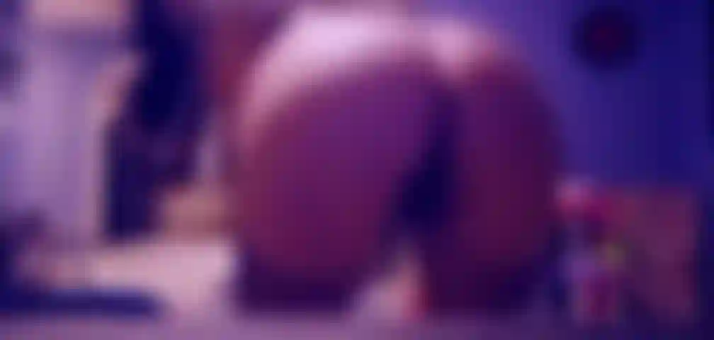 Minhas danças sensuais no colo.
