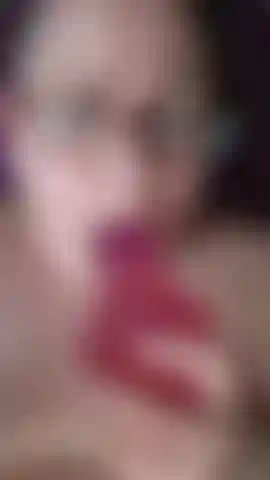 Um teaser para você me ver enchendo meus buracos?