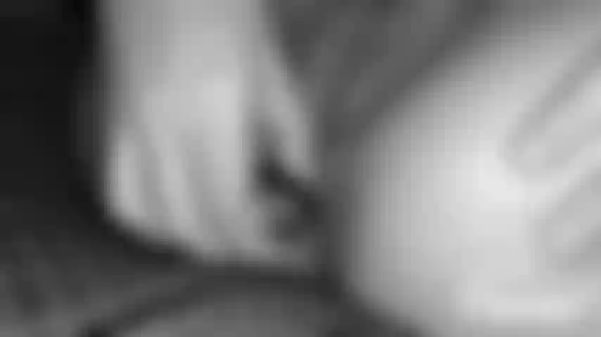 Puxando meu plugue anal.