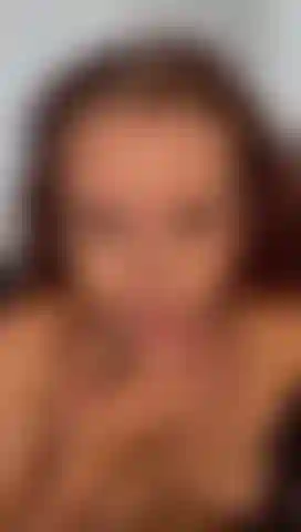 Comendo porra na cara.