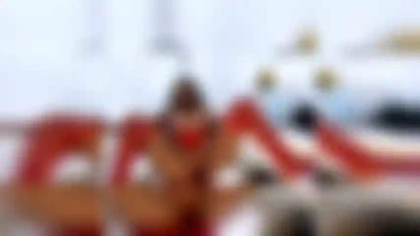 Stretching my asshole with my toy