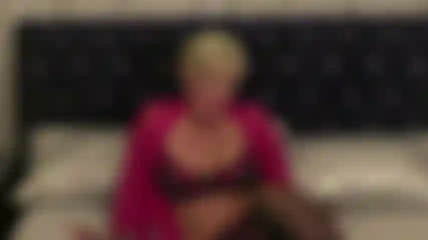 Love To Play With You- I lay back in bed, show you my wet blonde pussy. Have  white dildo and imagine you fucking me.