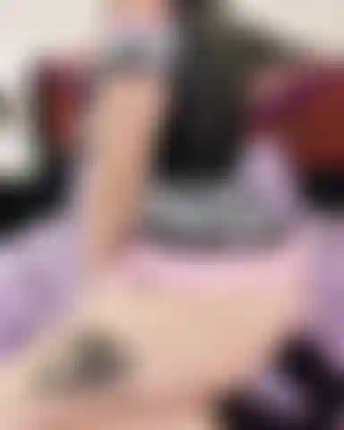 Câmera lenta twerking no halloween.