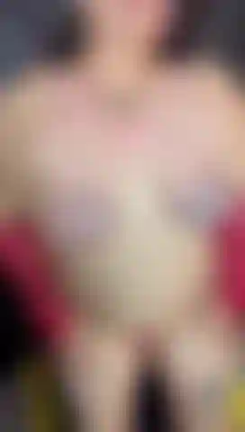 Don't stop looking at me my king