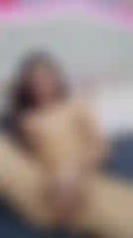 Toy in pussy