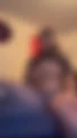 Cumming with family in other rooms