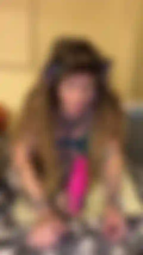 Adoro como esse brinquedo fica na minha boca.. E você?