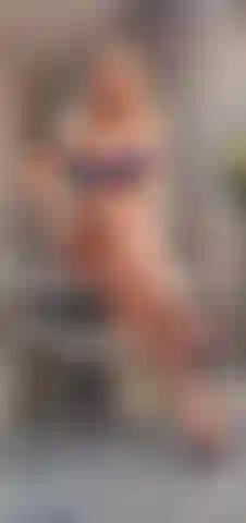 Adoro pés e saltos.