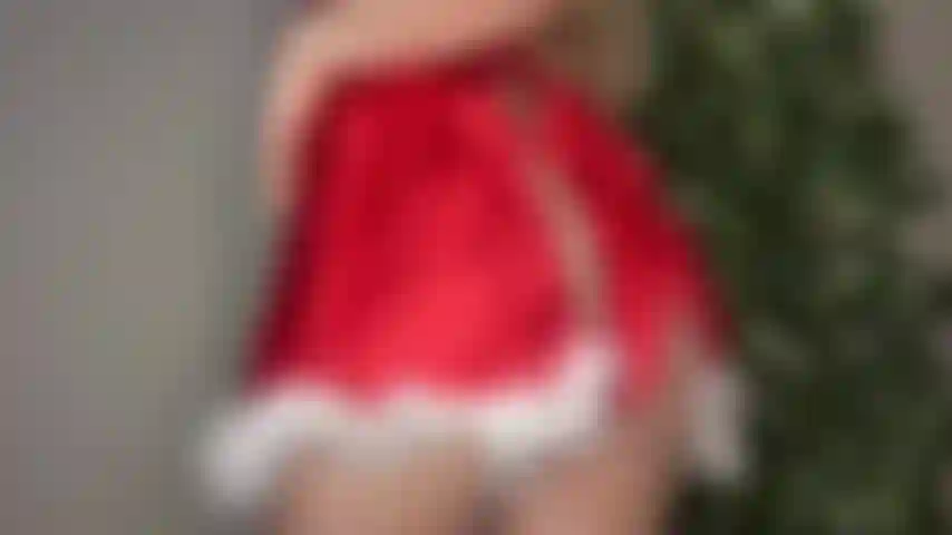 Estou desembrulhando aos poucos seu presente de natal mmm.