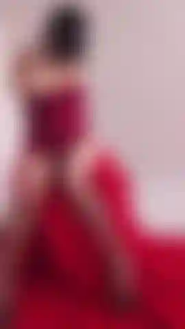 Valentines in red: a gift just for your eyes