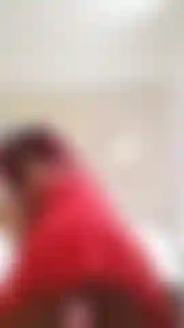 Que rebola na bunda.