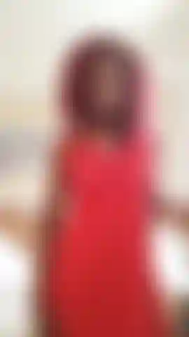 Provocadora de bucetas e bundas.