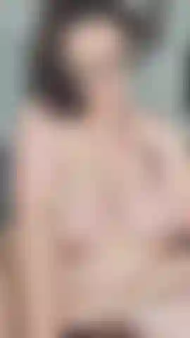 Boneca dixie nerd milf provocação nua.